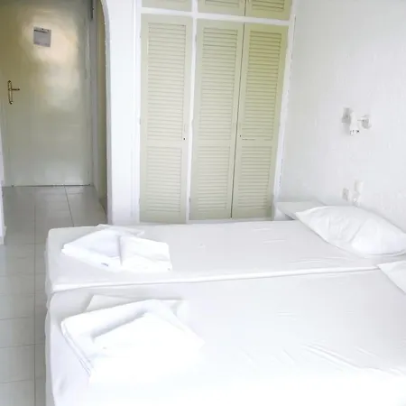 Pensiune Nefi (adult Friendly) Megali Ammos (Skiathos)