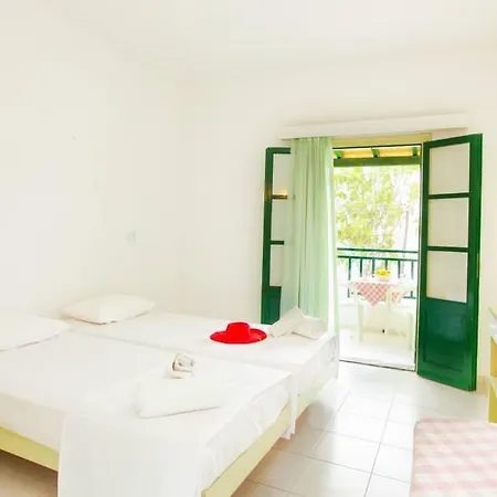 Nefi (adult Friendly) Gasthof Megali Ammos (Skiathos)